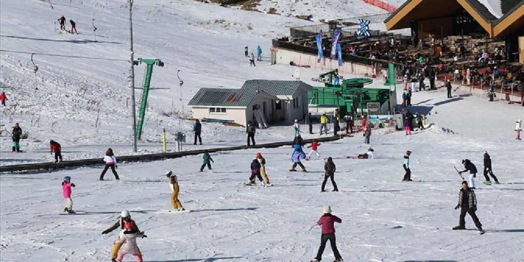 Burası Türkiye’nin Alpler’i! Kayak bilmeyen bile görmek için can atıyor: Kış cenneti herkesi bekliyor 2